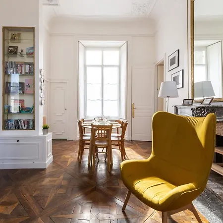 Le Scenario Apartment