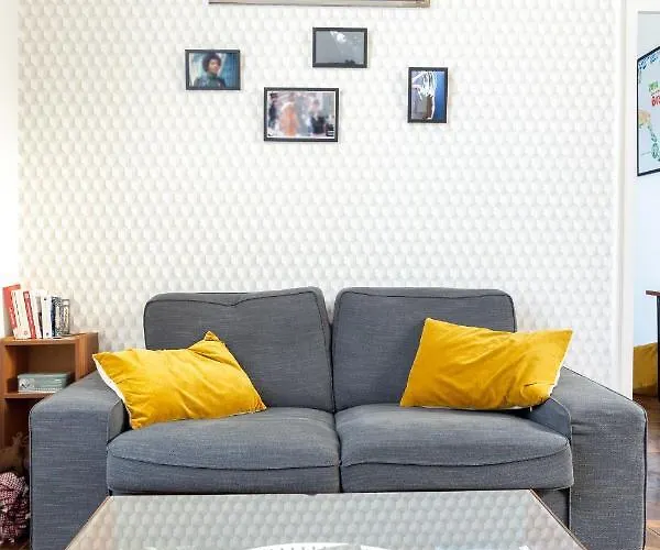 Le Scenario Apartment *